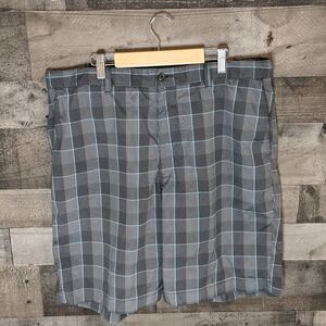 PGA Tour shorts Mens size 36